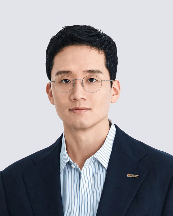 [호반그룹 2.0시대 ①] 이사회 의장 오른 '오너 2세' 김대헌, 자산 20조 ... - 뉴스 썸네일 이미지
